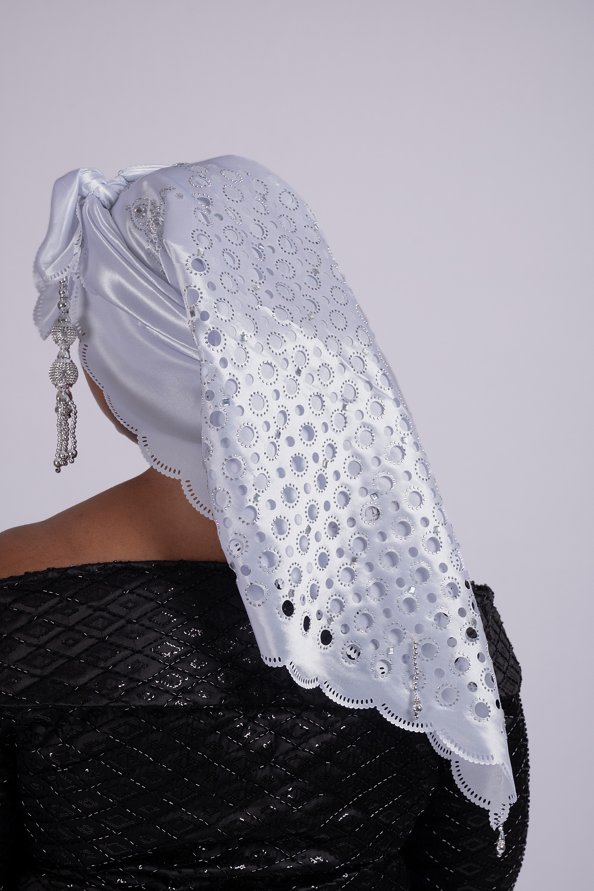 Silver Eyelet Series